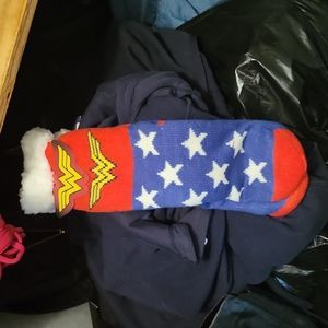 NWT Wonder Woman (M) winter socks